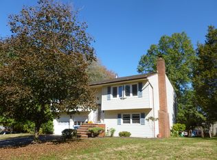 47 Heather Dr, Somerset, NJ 08873