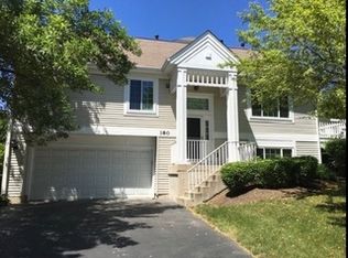 180 Lucerne Ct, Wheeling, IL 60090