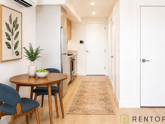 3rd image of 1885 Atlantic Ave #8M