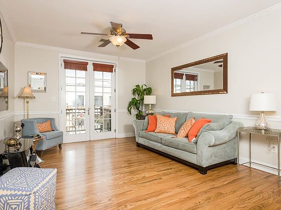 2nd image of 501 9TH ST #614