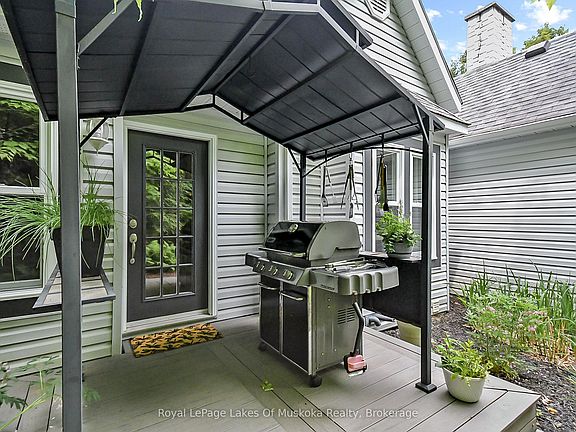 5th image of 103 Southbank Dr