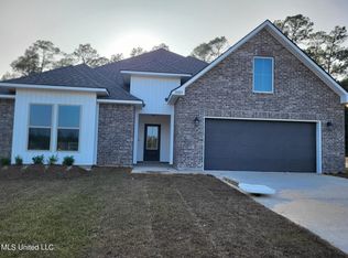 10285 Patrick Dr, Gulfport, MS 39503