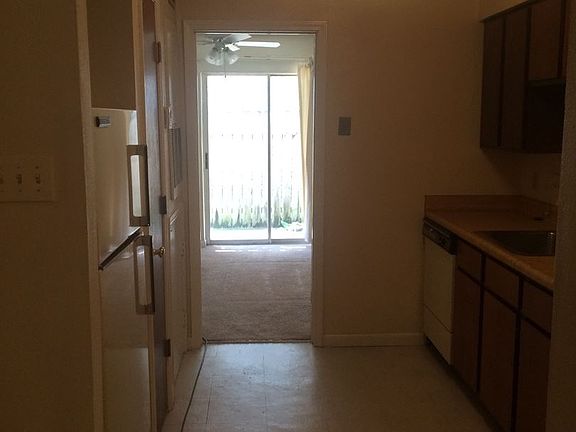 2nd image of 2224 Pasadena Ave APT 103