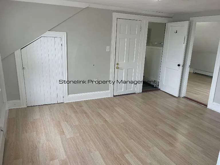 49 Commodore St — Photo 5