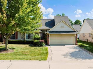 5786 Ortman Dr, Sterling Heights, MI 48314