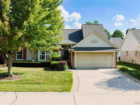 5786 Ortman Dr, Sterling Heights, MI 48314