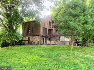 1 Chip Ln, Reading, PA 19607