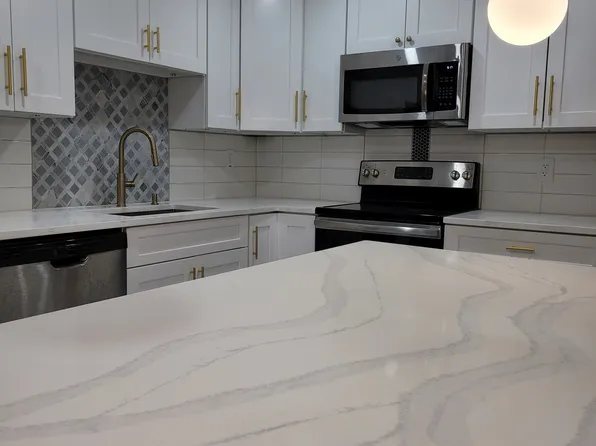 2502 Federal St, Philadelphia, PA 19146