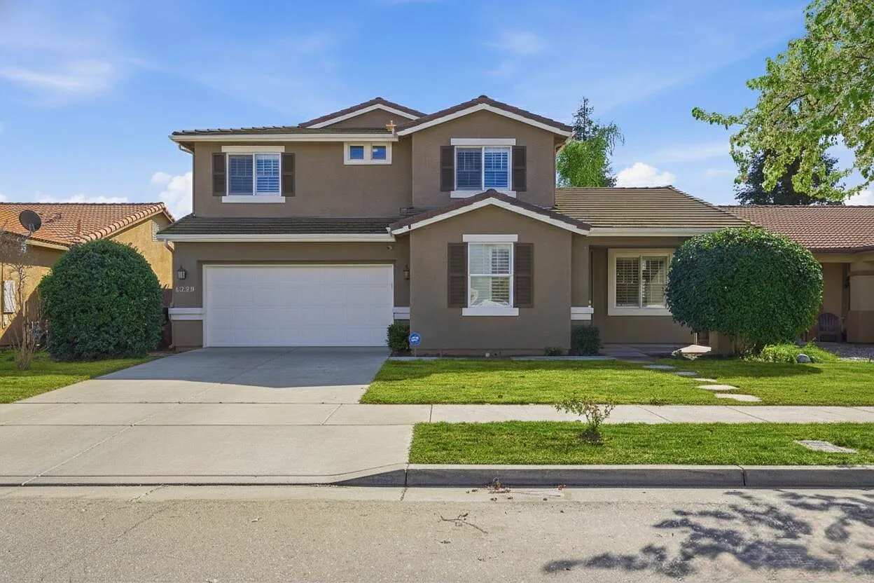 6229 W Ceres photo 1