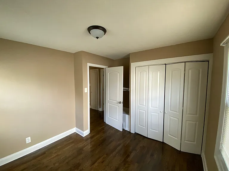 1429 Grand Ave — Photo 12