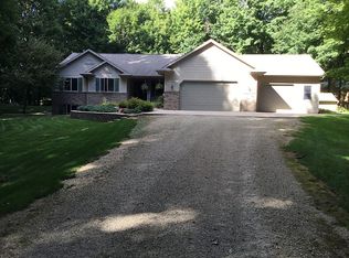 E9444 Landscape Ln, Fremont, WI 54940