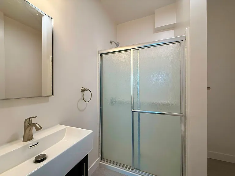 1725 Sunset Cliffs Blvd #2 — Photo 7
