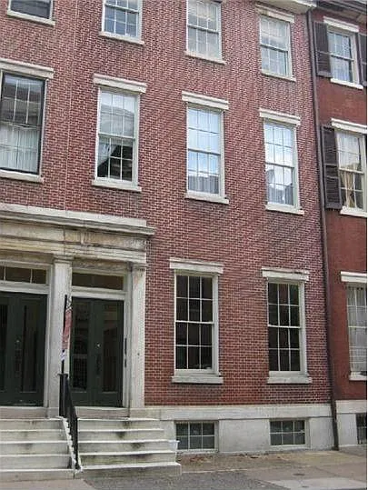 902 Pine St — Photo 16