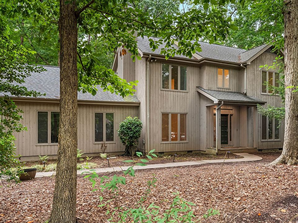 1st image of 129 Ironwoods Dr