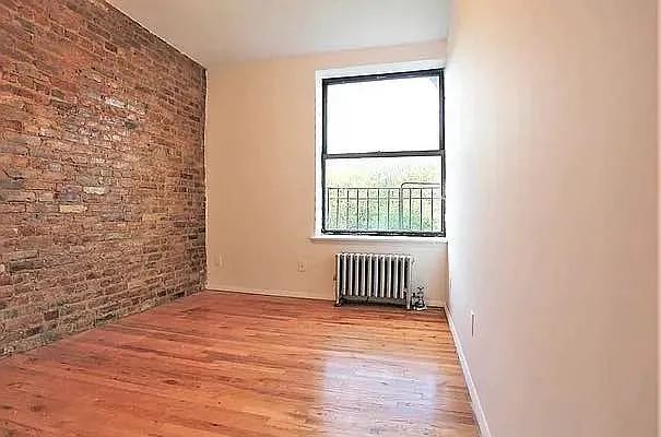 Rented by Metropolitan Property Group | media 4