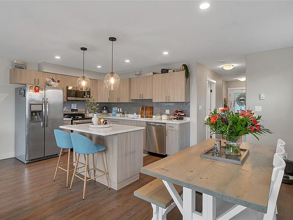 4th image of 535 Petersen Rd #A