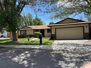 759 Palmwood Dr, Sparks, NV