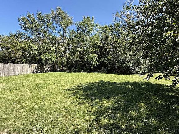 3rd image of 437 Normal Ave