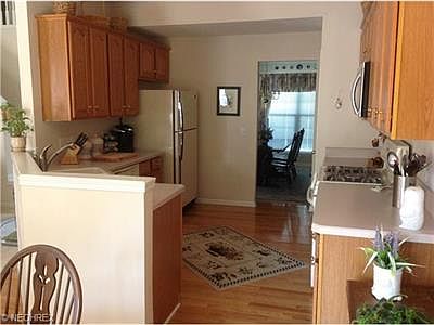 5th image of 526 Covington Ln