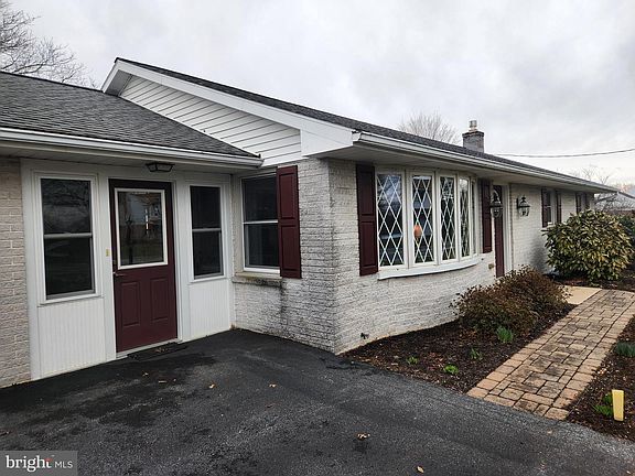 5th image of 1847 Hossler Rd