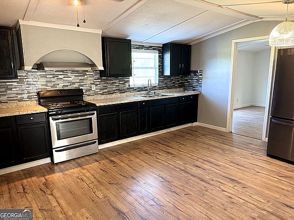 2nd image of 55 Lariat Ln