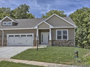 1812 Lake Ridge Ct, Mahomet, IL 61853