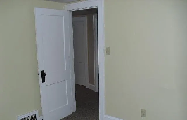 886 Storer Ave — Photo 22