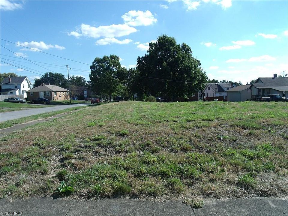 1st image of 903 Washington Ave
