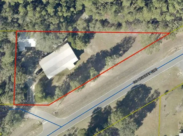 14 Waits St, Ponce De Leon, FL 32455