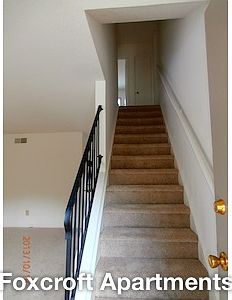 2nd image of 1001 Foxcroft Ln APT 5
