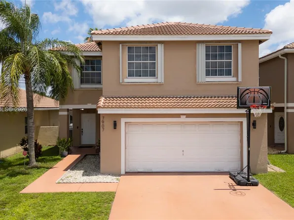 7907 N Silverado Cir, Hollywood, FL 33024