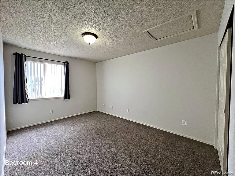 5377 S Ukraine Way — Photo 17