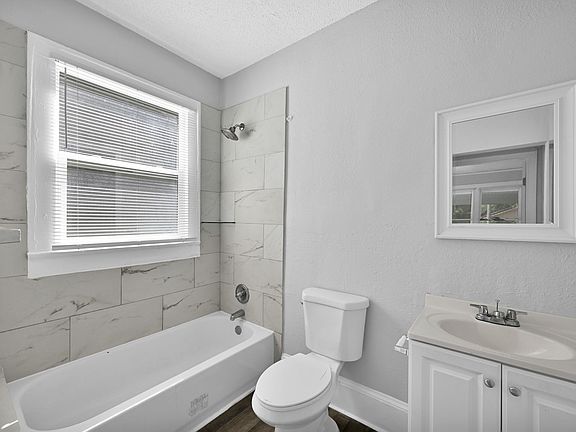 2nd image of 326 Basswood St