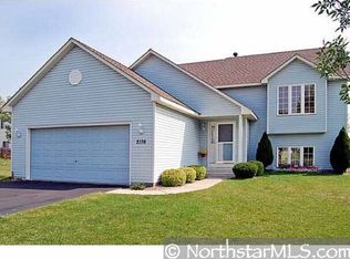 2176 McAfee Cir, Saint Paul, MN 55109