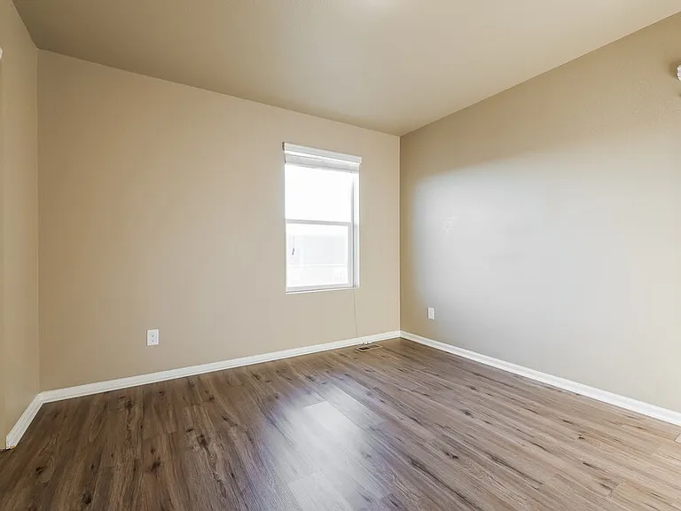 5772 Echo Park Cir — Photo 14