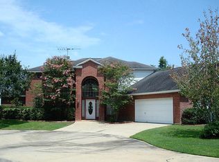 202 Lake Walden Cv, Montgomery, TX 77356