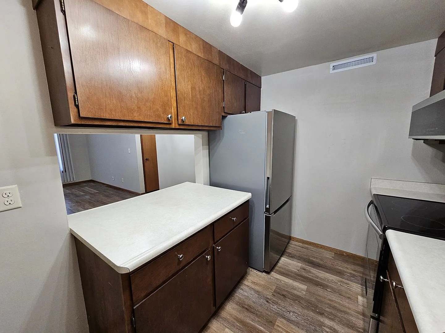 3520 Evergreen Dr — Photo 4