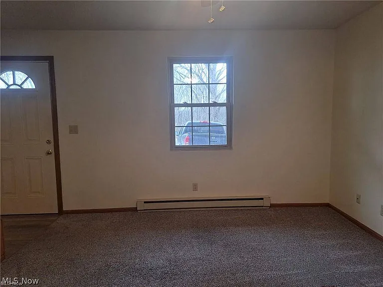 6 Sunrise Dr #E — Photo 4