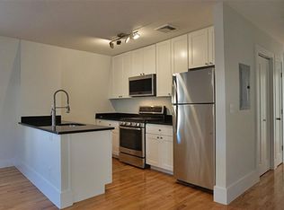 4 Osgood St #2, Somerville, MA 02143