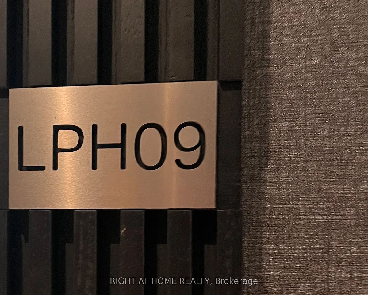 Building Photo - 110 Broadway Ave #LPH09