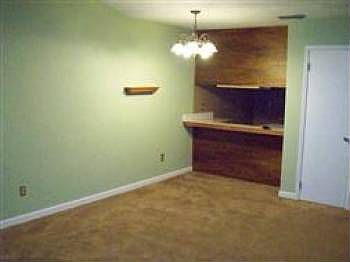 5th image of 2226 Mandrell Ct