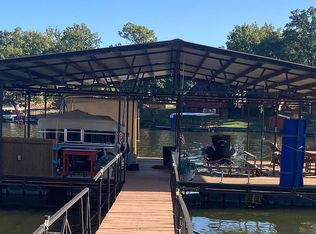 70 Five Acres Rd, Sunrise Beach, MO 65079