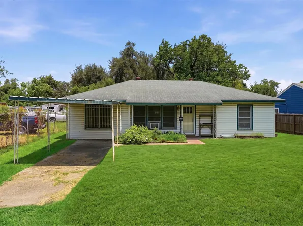 717 Bolling Ln, Houston, TX 77076