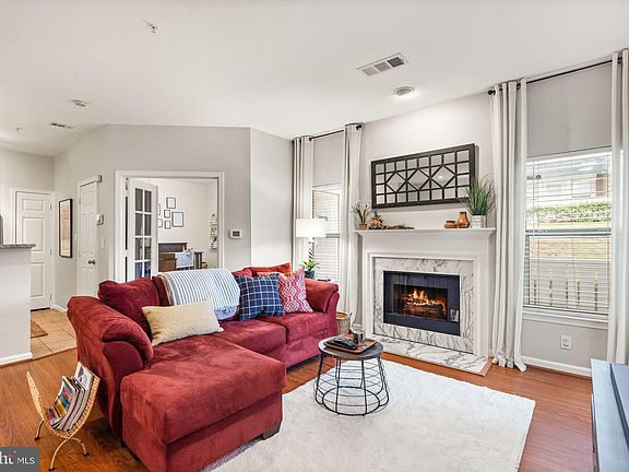 2nd image of 14300 Grape Holly Grv APT 13