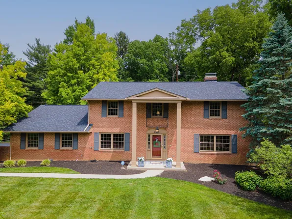 2676 Alliston Ct, Columbus, OH 43220