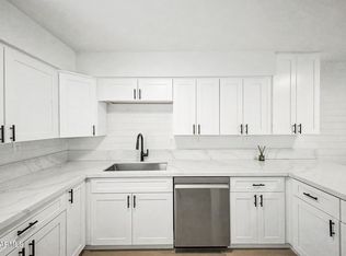 3505 E CAMPBELL Avenue #11, Phoenix, AZ 85018