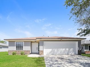 7461 International Village Dr, Jacksonville, FL 32277