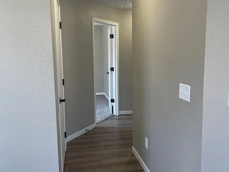510-520 Morgan Ln #515 — Photo 10