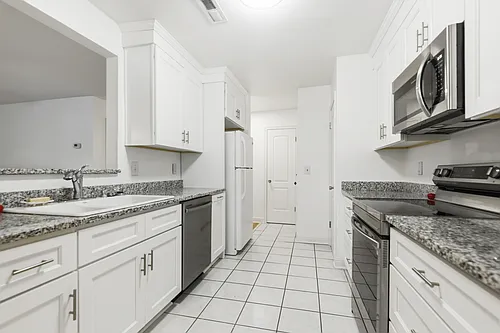 1174 Village Creek Ln #1APT-2 Photo 1