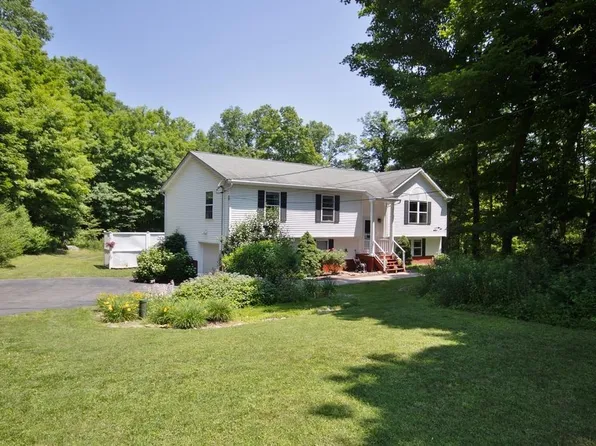 950 Route 211 W, Middletown, NY 10940